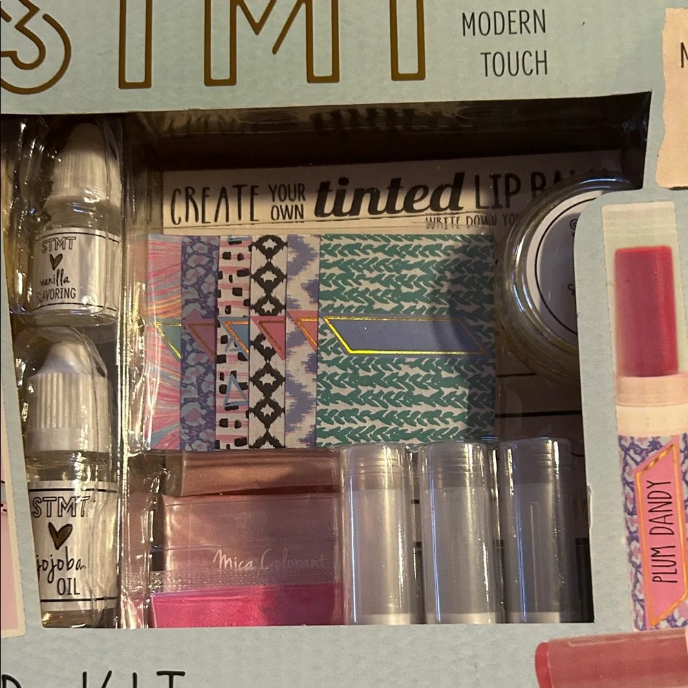 STMT DIY Tinted Lip Kit - Dusty Rose and Ruby Red